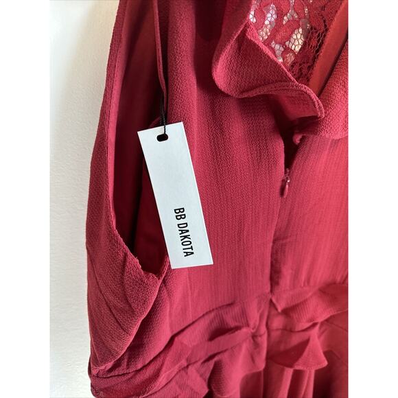 BB Dakota Women's Crazy in Love Bubble Crepe Ruffle Dress w/Lace Red size 8 - Picture 8 of 15